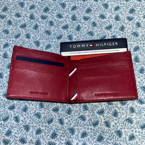Tommy Hilfiger Wallet - Picture 2 of 2